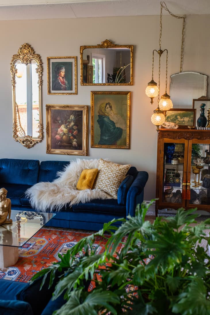 how-to-make-a-room-look-bigger-with-mirrors-10-chic-examples